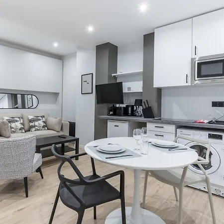 Cosy Au Coeur Du 18eme Daire